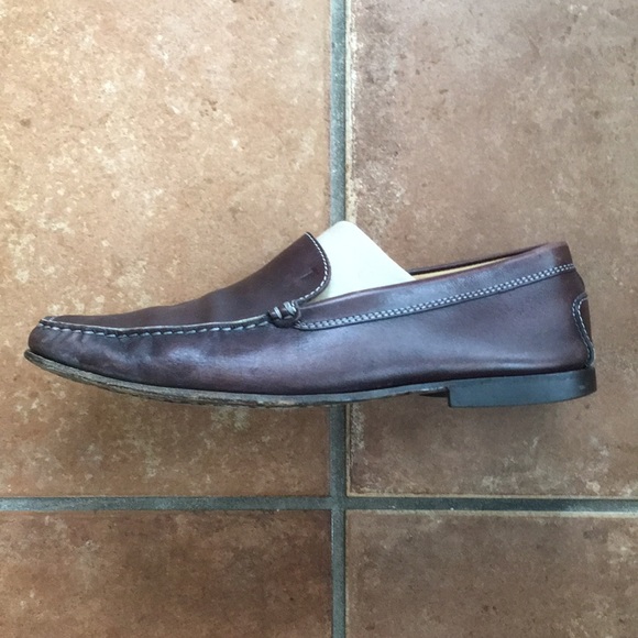 SALE! Pristine Tod’s Moccasins. - Picture 2 of 7